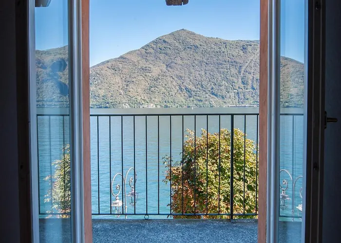 Casa La Finestra Sul - Welchome 카노비오